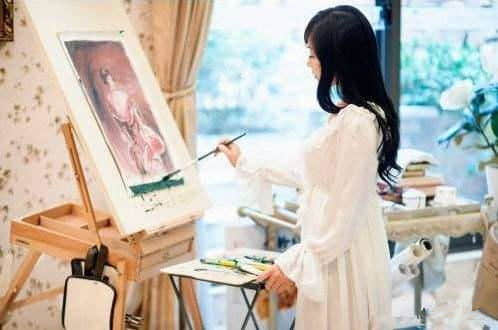 八字劫财对女性命运的影响 女命劫财格如何化解婚姻危机