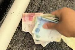 做梦梦到捡钱怎么回事 梦到捡到很多钱好不好