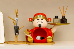 财神适合挂门对面吗风水好吗 2025年财神摆放位置