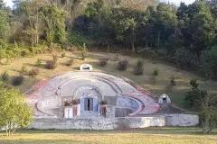 做梦梦见很多坟墓象征什么 梦见坟墓与财运有关吗