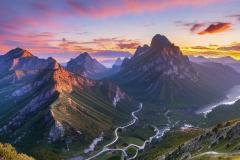 八字甲子甲戌戊子丁巳命理如何 如何化解命中的财务风险