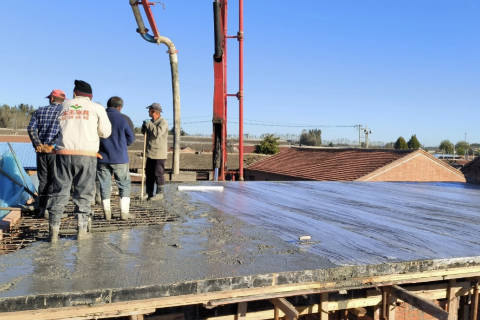 混泥土能浇楼顶吗北方风水 如果楼顶是斜坡的风水上怎么样