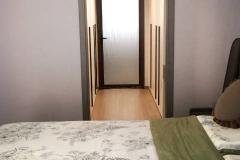 床对门有什么风水大忌 对着门睡觉有忌讳吗